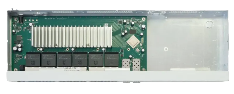 روتر سوئیچ 24 پورت گیگابیتی میکروتیک CRS326-24G-2S+RM - تصویر 3