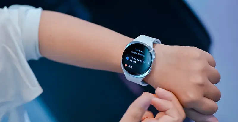 Galaxy watch 8 40mm daizima 2 - فروشگاه اینترنتی دایزیما ساعت هوشمند سامسونگ مدل Galaxy Watch 8 40mm L320