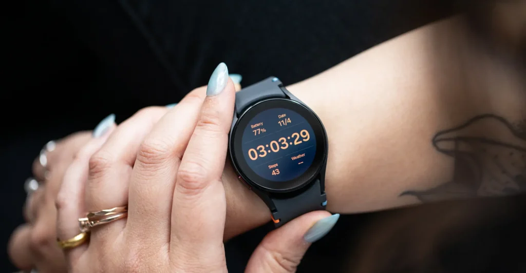 Galaxy watch fe daizima 1 - فروشگاه اینترنتی دایزیما ساعت هوشمند سامسونگ مدل Galaxy Watch FE 40mm R861